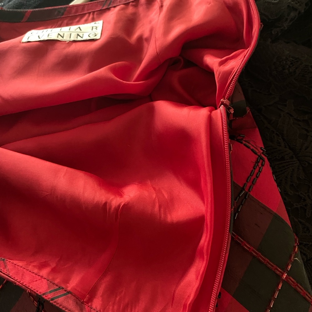 Chetta B Red and Black Maxi A-Line Skirt - Picture 3 of 3